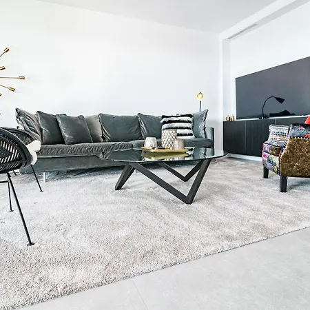 Lae131d- Apotel Hills By Roomservices